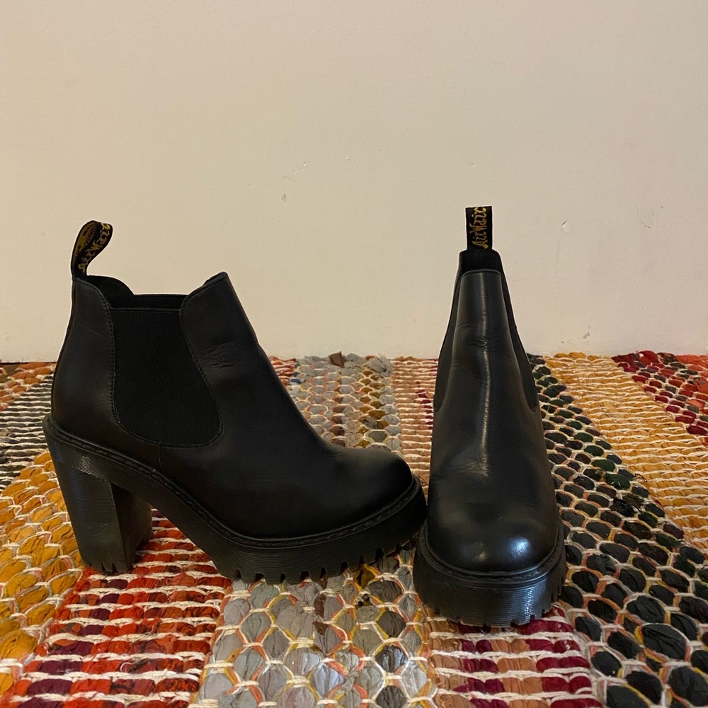 Doc Marten Hurston Booties - US6/UK4.